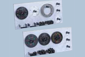 Set of four flange adaptors, professional set with five sets of studs, colour-coded, two wall boards, wall chart and Off-Road spacer